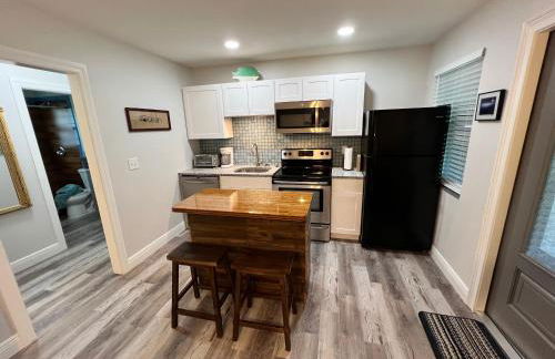 875 Oasis #1 Location! - Foto 6