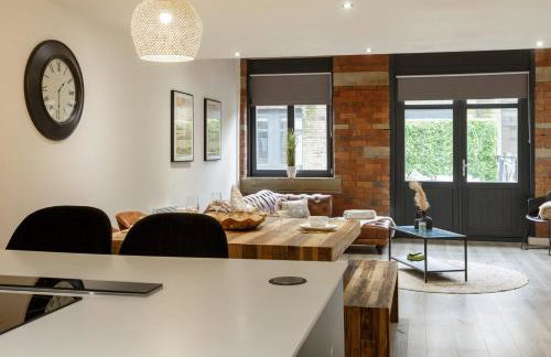 Exclusive Penthouse- 85 Inch Huge TV - Foto 6