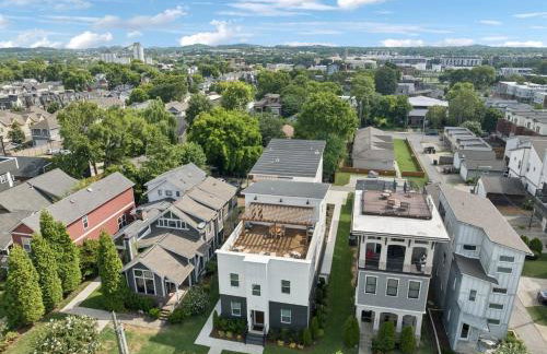 Nash Urban Oasis with Rooftop and Modern Amenities - Foto 69