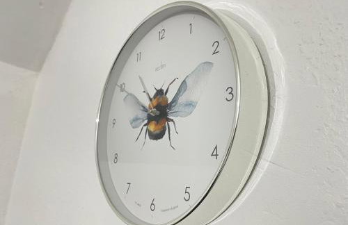 Easystays The Hidden Gem Large Basic Home Can Sleep 15 - Foto 8