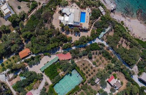 Black Diamond Beachfront Pool Villa Pasithea in Sounio, Athens - Foto 55