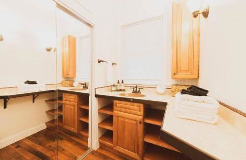 Massive 9BDR Courtyard Estate Near Forsyth Park - Foto 14