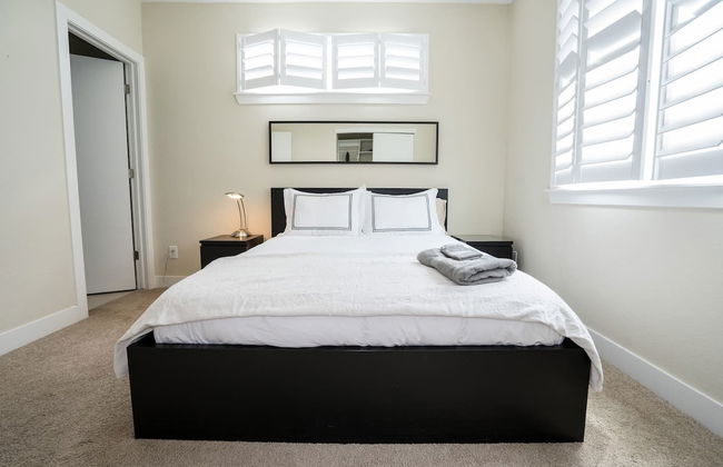 The Ladley Luxury Lifestyle Walk to Mile High - Foto 5