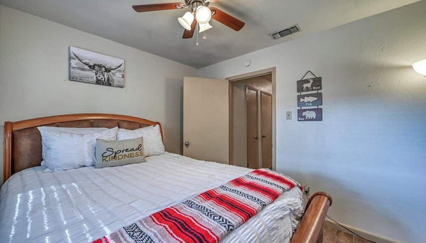 Kerrville Hidden Gem With Firepit and Grill - Great Location - Foto 4, Habitación