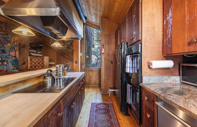 Mt. Jola by Avantstay A 5-minute Walk Away to Palisades and Lifts - Photo 23