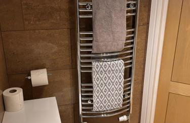 New Road Apartment - 2 Bedrooms - Sleeps 3 - Foto 7