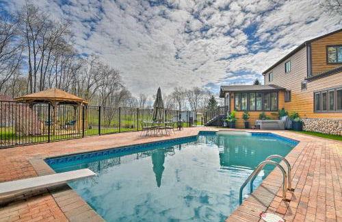 Lovely Highland Home with Pool and Hot Tub! - Foto 1