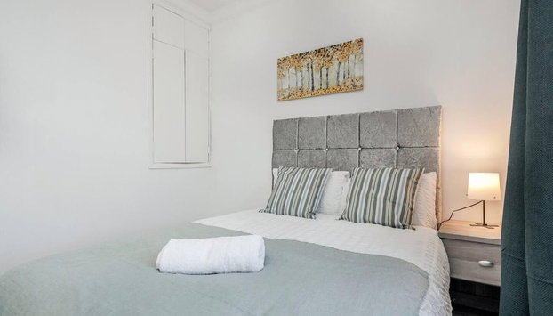 Stunning Top 2 Bed Flat Tilbury Central Location - Foto 2, Imagen principal