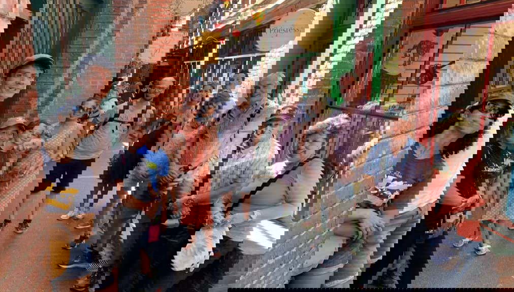 Disfrutando del free tour por Victoria