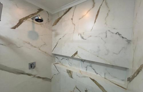 ENB1129 Flat Super Moderno com AC no Centro de SBC - Foto 9