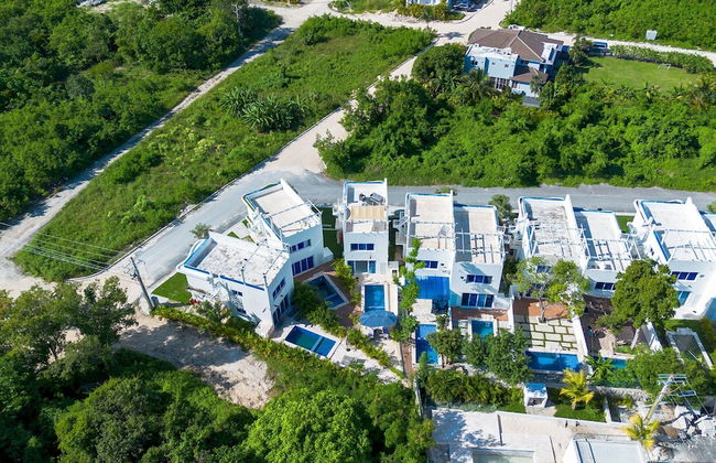 Relaxing 3-bedroom Villa With Pool Rooftop Jacuzzi in a Secluded Setting - Foto 68