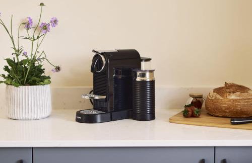 Bridge House at Woodhall Estate - Photo 6