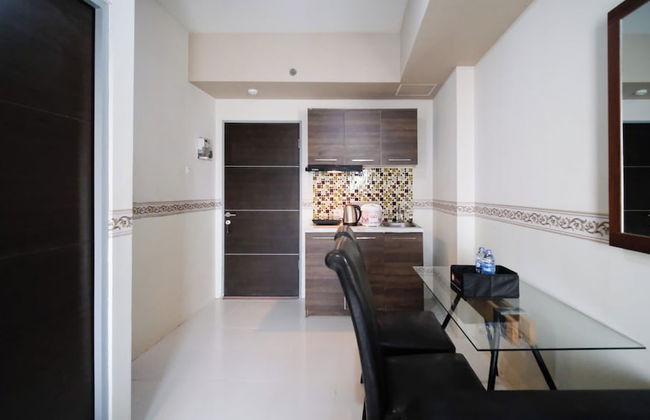 Best Price And Homey 1Br At Tamansari Prospero Apartment - Foto 23