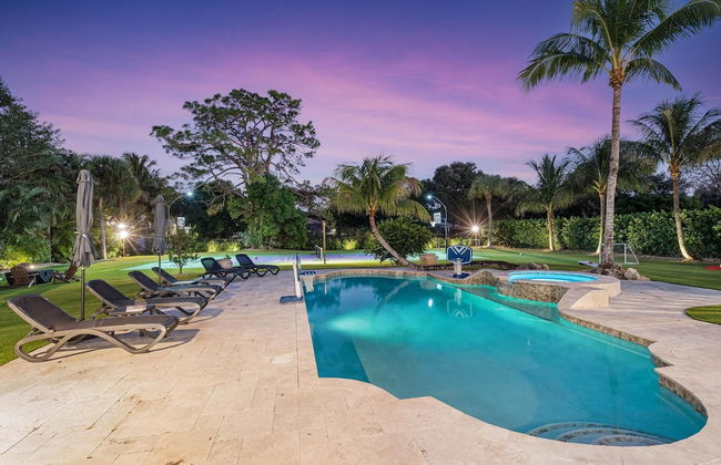 Luxurious 6-Bedroom Villa with Pool & Games - Foto 44