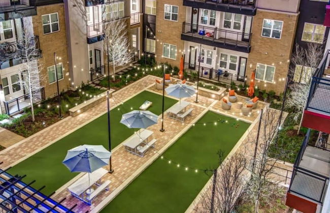 Cozy 1BR King Suite Close to Downtown w Fast Wifi - Foto 20