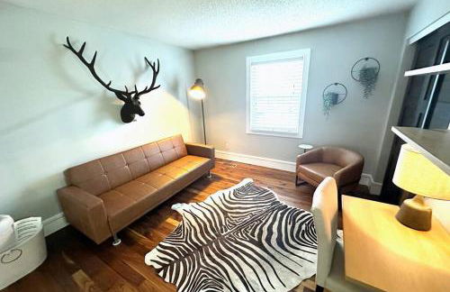 Cheerful 4 bedroom home w/ fireplace & game room - Foto 30