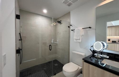 Prime Downtown Location - Amazing Amenities & Top Location - Foto 8