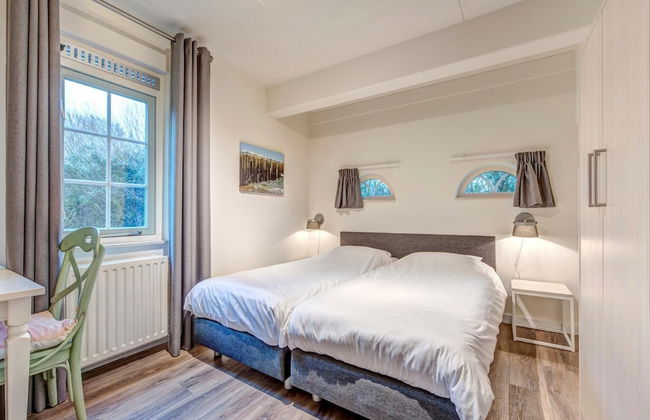 Restyled Thatched Villa Near the Sea in Cosy Domburg - Photo 4