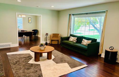 Raleigh Retreat with Pool Table, Grill & ADA Bath - Foto 1