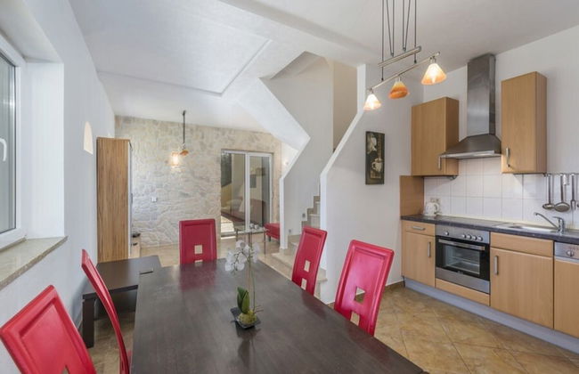 Holiday Home in Novigrad With Private Pool - Foto 26