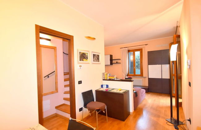 Belvilla by OYO Casa Cristina Meina Centro - Foto 12