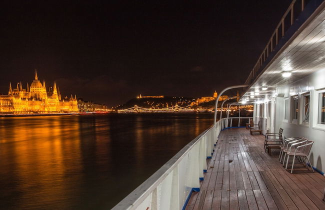 Grand Jules Boat Hotel Budapest - Photo 18