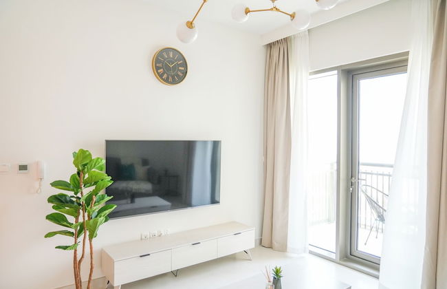 Yogi - Elegant Apartment With Balcony Amidst Vibrant Area - Foto 13