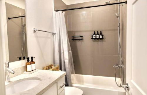 Comfortable Modern Home in Downtown Houston - Sleeps 10 - Foto 47