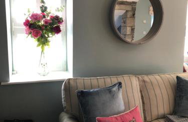 The Toll House - Photo 13