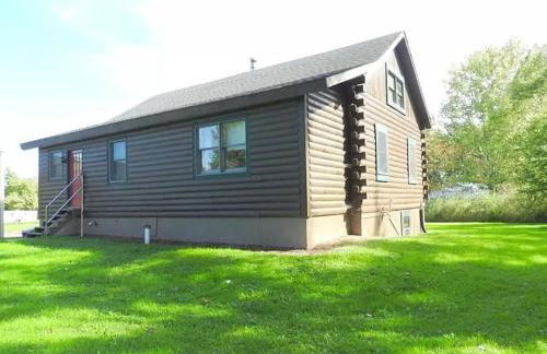 Cozy Cabin - Photo 2