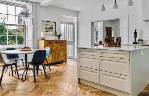 Stylish Georgian garden apartment + secure parking - Foto 1