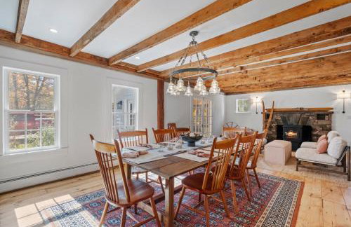 Modern Lux Cabin w Mtn Views and Fire Pit - Foto 8