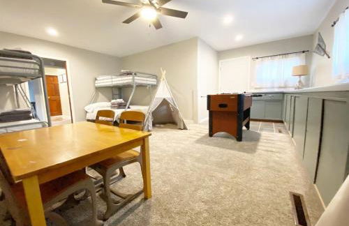 Dwntwn Custer Farmhouse On Main St With Hot Tub - Foto 42