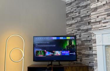 Charming 3 BR - NEC HS2- Long Stays Wifi Parking Airport - Foto 70