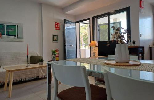 Amplio duplex en la playa con piscina - Foto 2