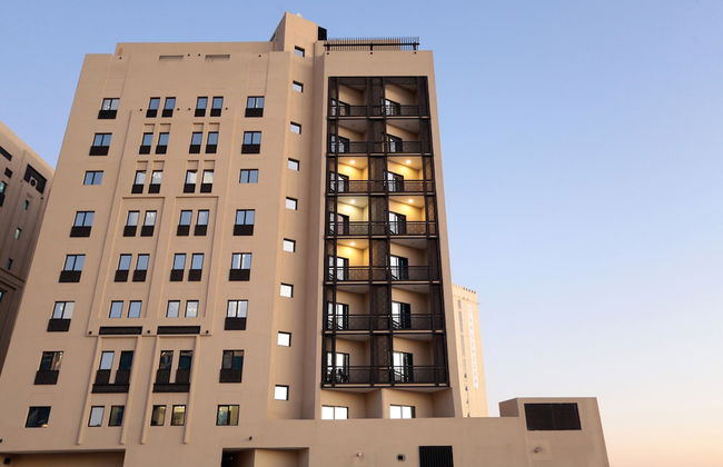 Spacious Marbella 2BR With Scenic Views - Photo 22