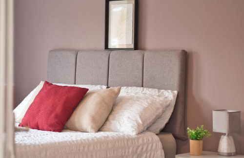 Cosy 3 bed with Parking- Family and Contractors - Foto 20