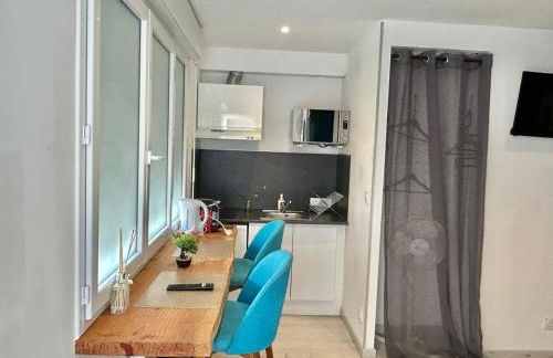 Studio - Centre - Gare - wifi - Foto 8