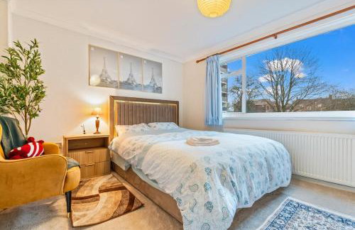 #99 Quirky and Stylish 3-Bedroom - Close to Drayton Manor Theme Park - Sleeps 6 - "Perfect for contractors and Families - Free parking" - Photo 31