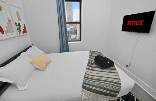 Charming 420Friendly 3BR South Loop Near McCormick 2001 South State St - 4F - Photo 6