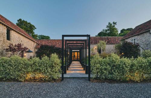 The Cowshed - Photo 19