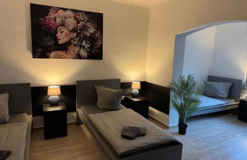 Frankfurter 21 Haus - 2 WE, 2 Küchen, 2 Bäder, 6 SZ, 19 Betten - Foto 24