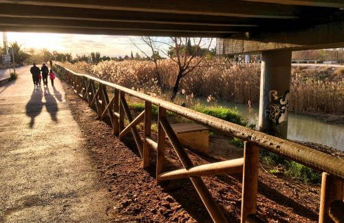 Ático Azalea - Corazón del Carmen, doble balcon, wifi - Foto 26