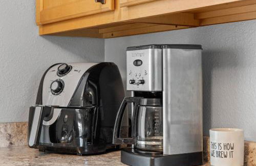 Beachside Condo w Stunning Lake Views - Foto 18