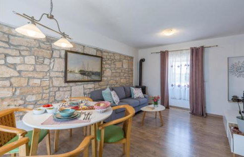 Beautiful Home In Putini With Kitchen - Photo 4