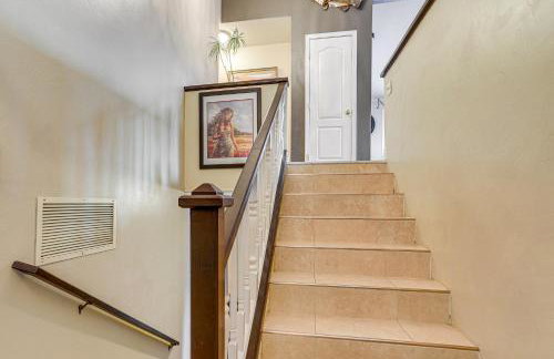 Theater Room and Fire Pit Anchorage Family Retreat - Foto 15