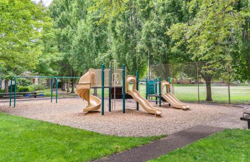 Portland Vacation Rental 3 Mi to Downtown! - Photo 24