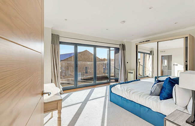 Penthouse Apartment In Brentford - Foto 2