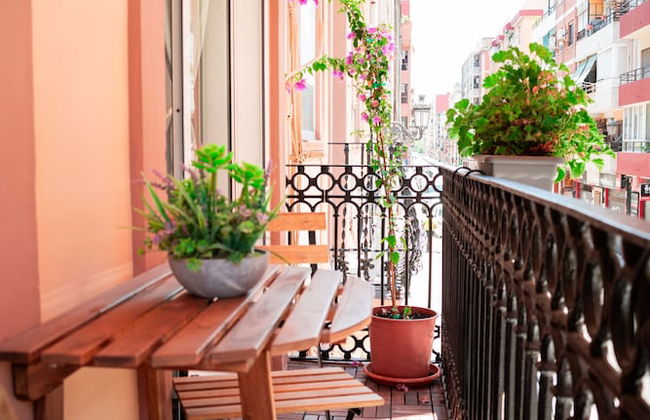 Your Home In Valencia - Photo 18