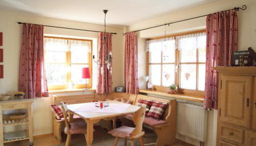 Allgäu-Moni Trauchgau - Foto 1